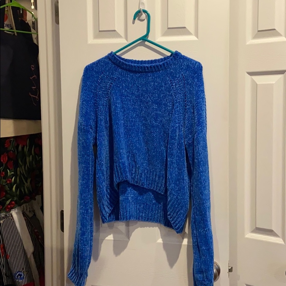 Comfy sweater barely used